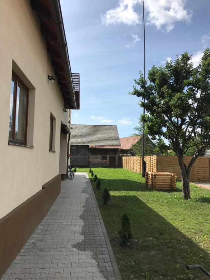 Famíves vendégház Racul Extérieur photo