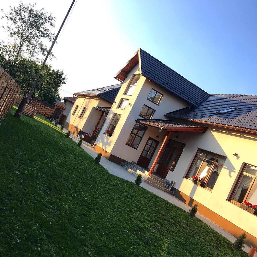Famíves vendégház Racul Extérieur photo