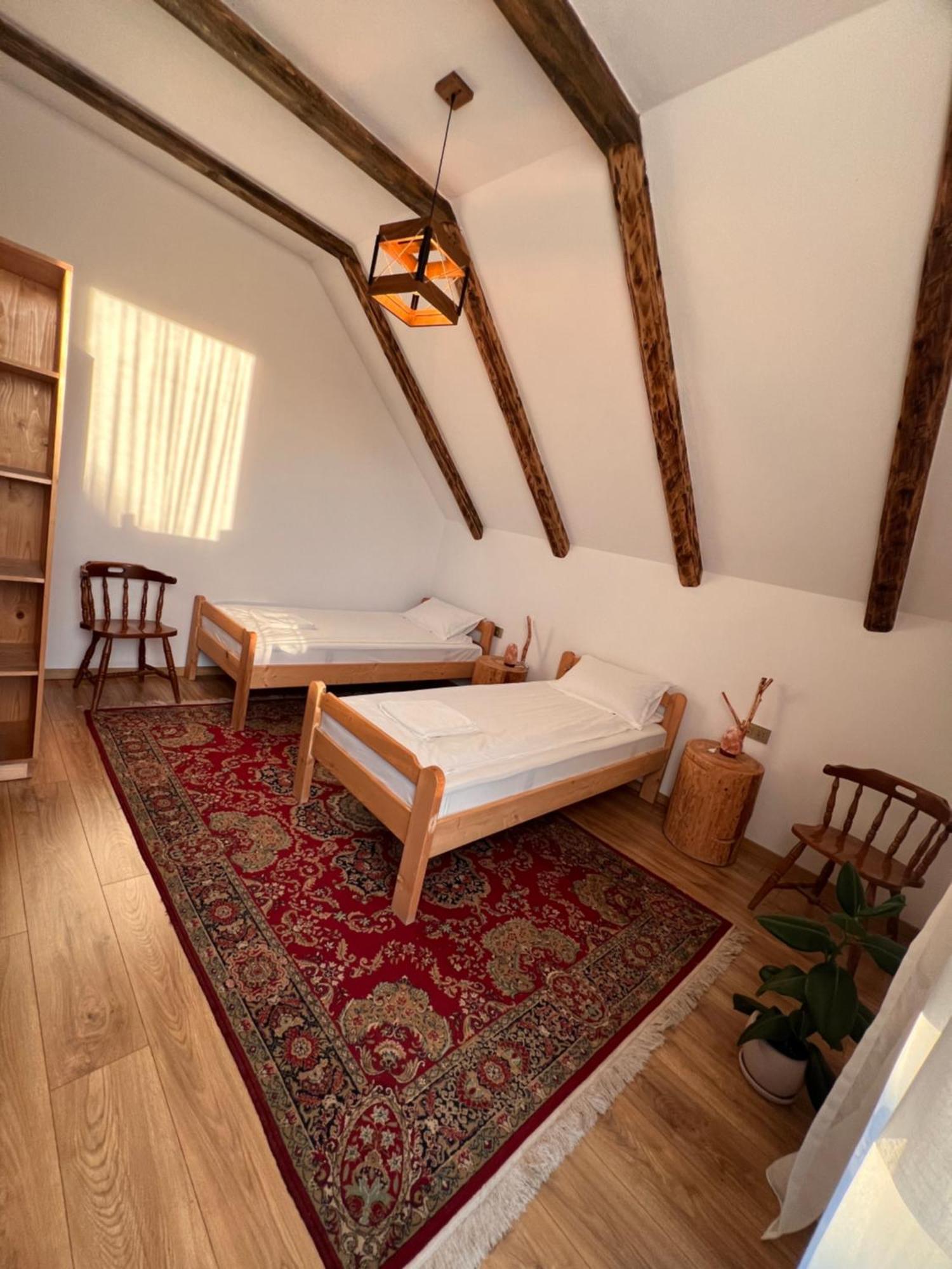 Famíves vendégház Racul Extérieur photo