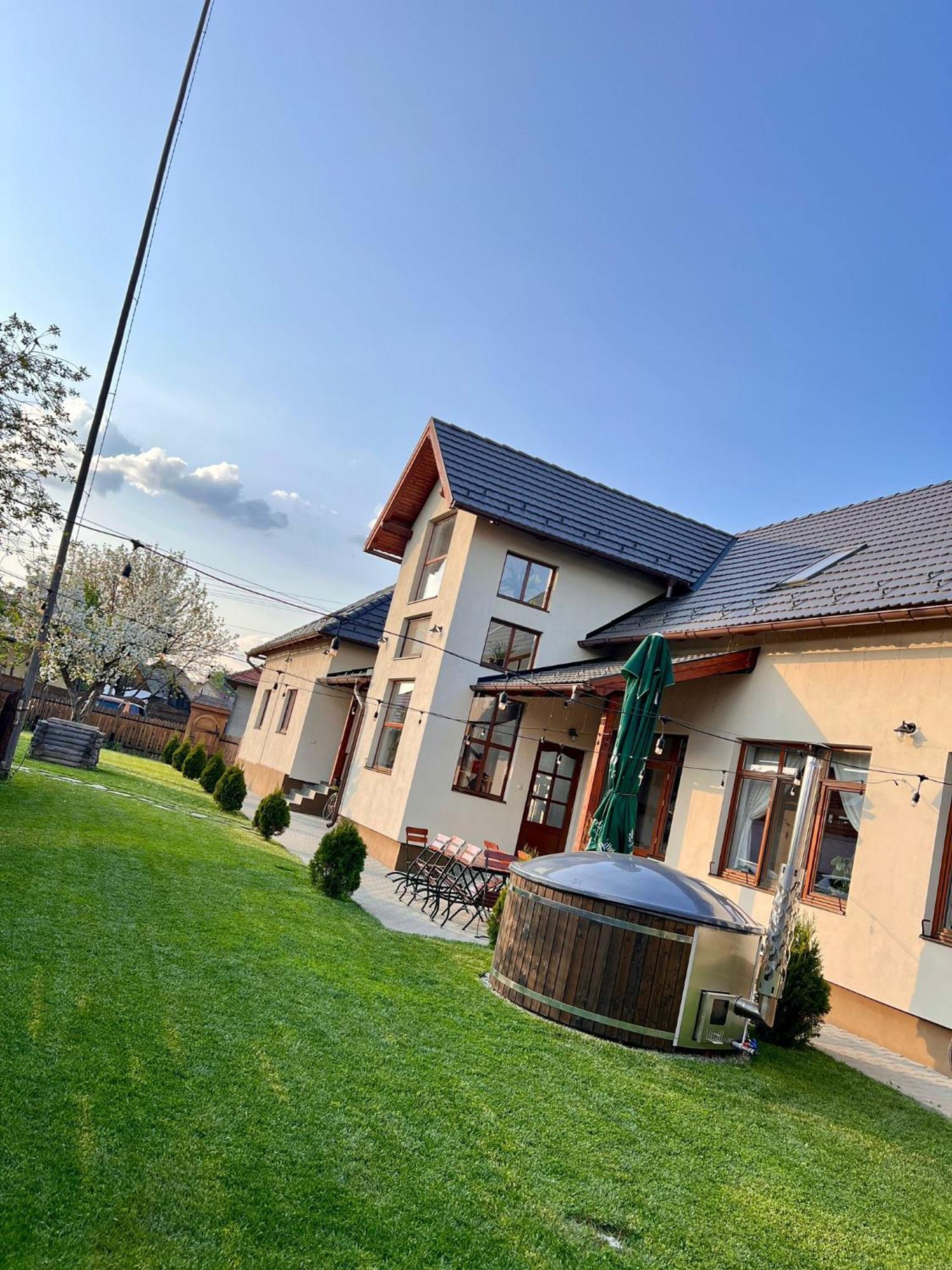 Famíves vendégház Racul Extérieur photo